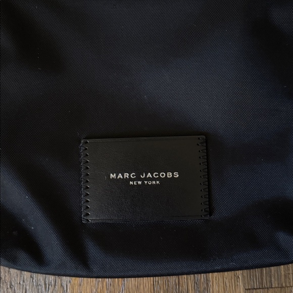 🖤 Marc Jacobs black nylon/leather trim crossbody bag. - Picture 2 of 8